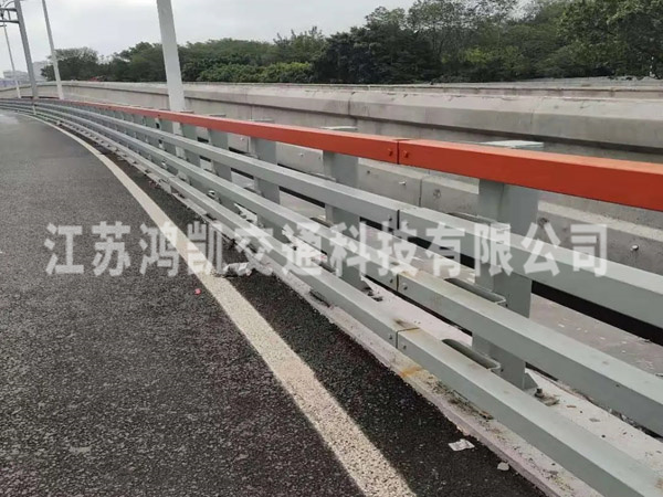 橋梁防撞護欄